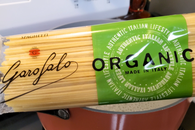 A package of Garofalo Organic Spaghetti pasta